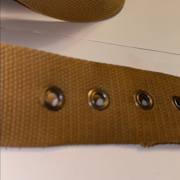 American Eagle Outfitters Tan and Brown Belt Bag 43” End to End - Picture 14 of 14